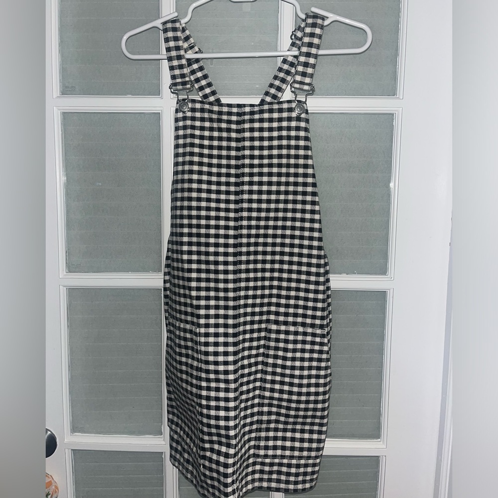 MOTO, Black and white checkered overall jumper dress with pockets, size S